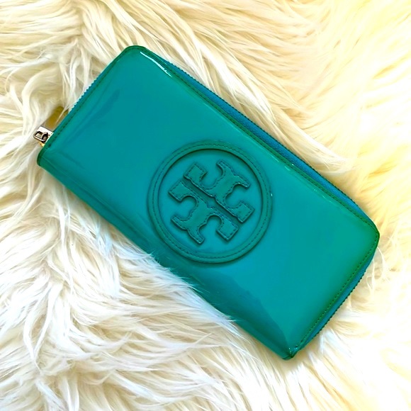 Tory Burch Handbags - Tory Burch Patent Leather Wallet Teal OS